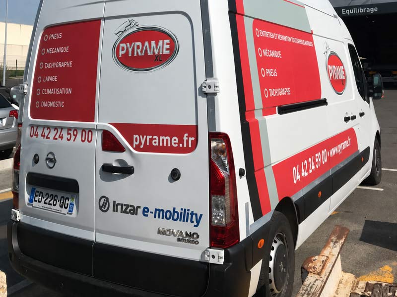 Véhicule de depannage Camion et bus Pyrame XL